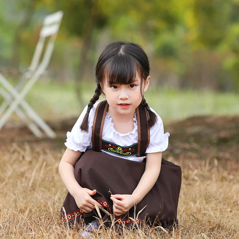 Oktoberfest Children Girls Dre - Embroidery Free Pattern avaliação e preço