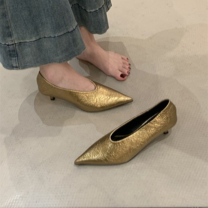 2025 Autumn New Commuter Wind  - Embroidery Flat Shoes avaliação e preço