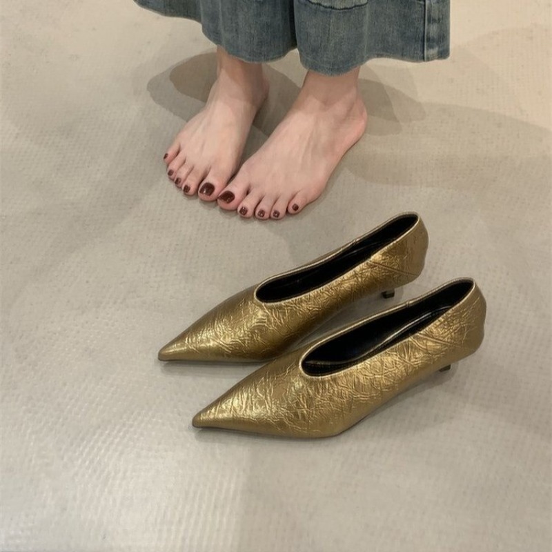 2025 Autumn New Commuter Wind  - Embroidery Flat Shoes avaliação e preço
