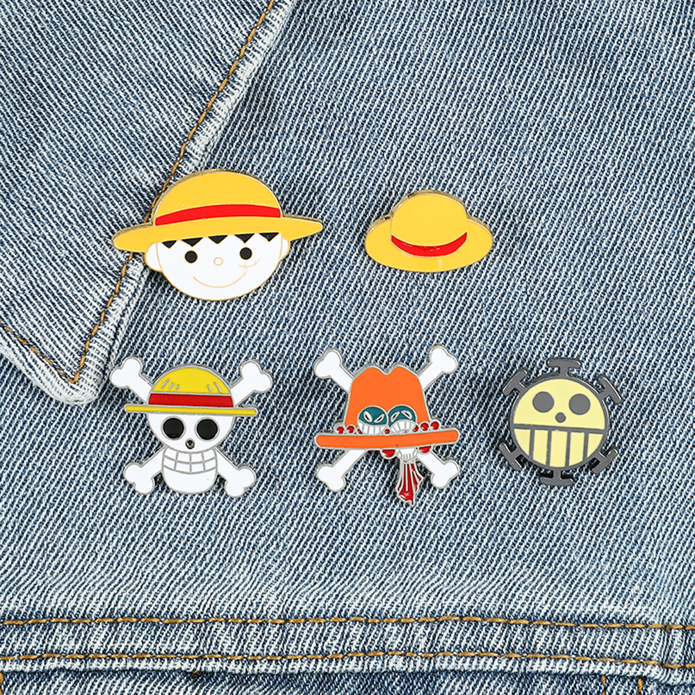 One Piece Brooch Anime Cartoon - Embroidery Illustration avaliação e preço