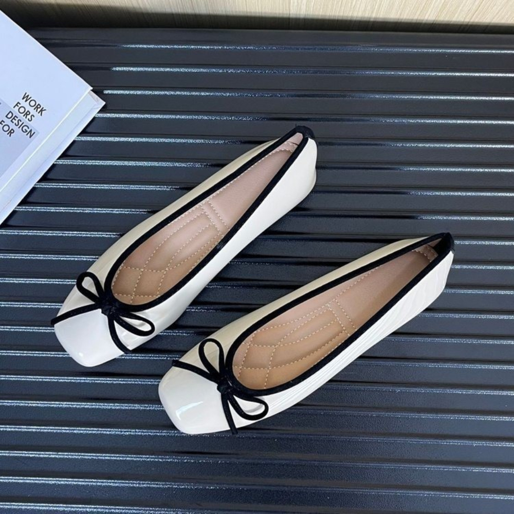 Women Nude Pink Patent Leather - Embroidery Flat Shoes avaliação e preço