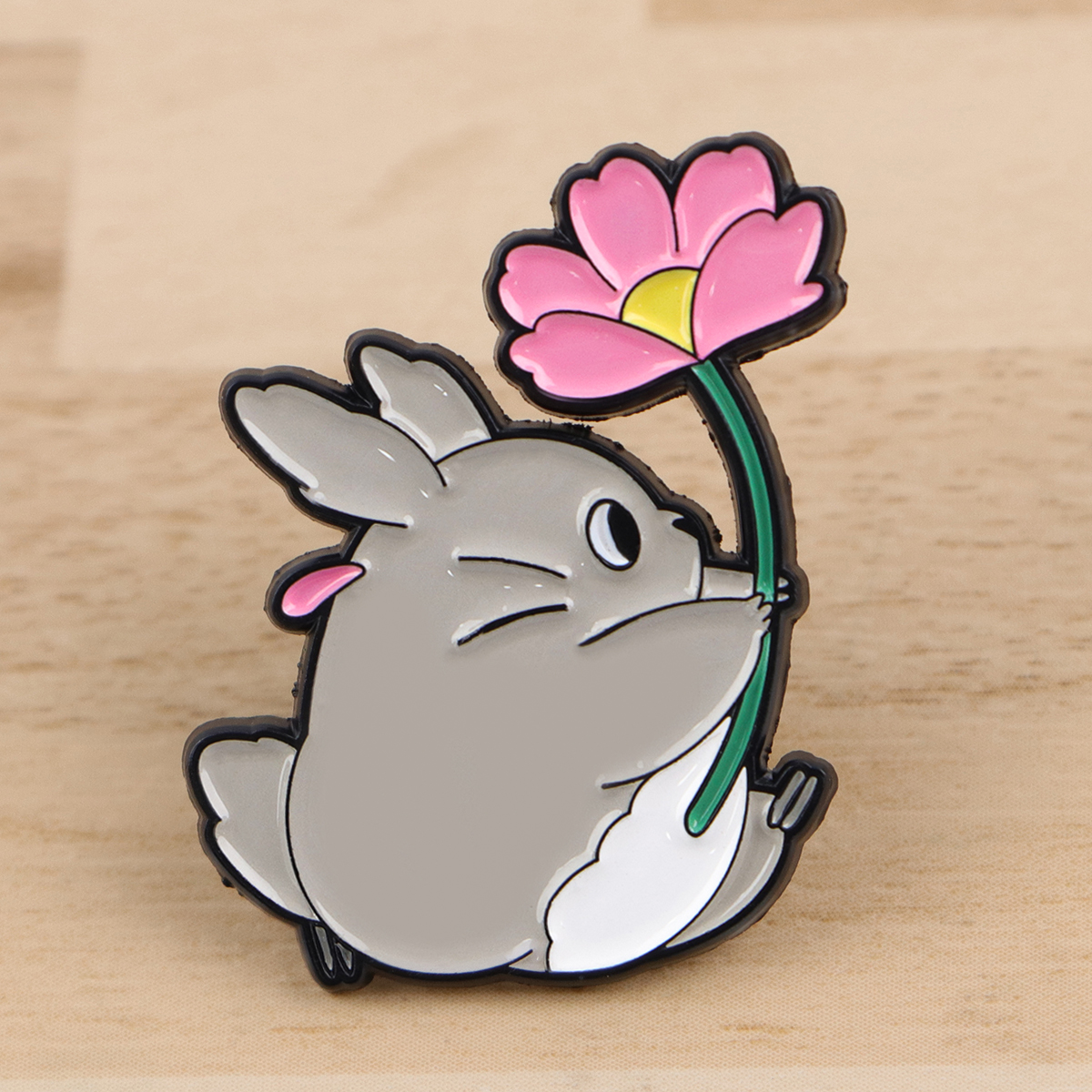 Cute Animal Enamel Pin Anime M - Embroidery Illustration avaliação e preço