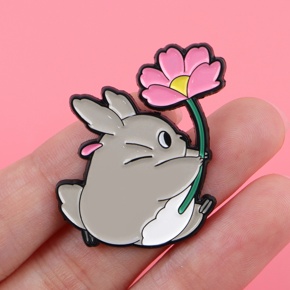 Cute Animal Enamel Pin Anime M - Embroidery Illustration avaliação e preço