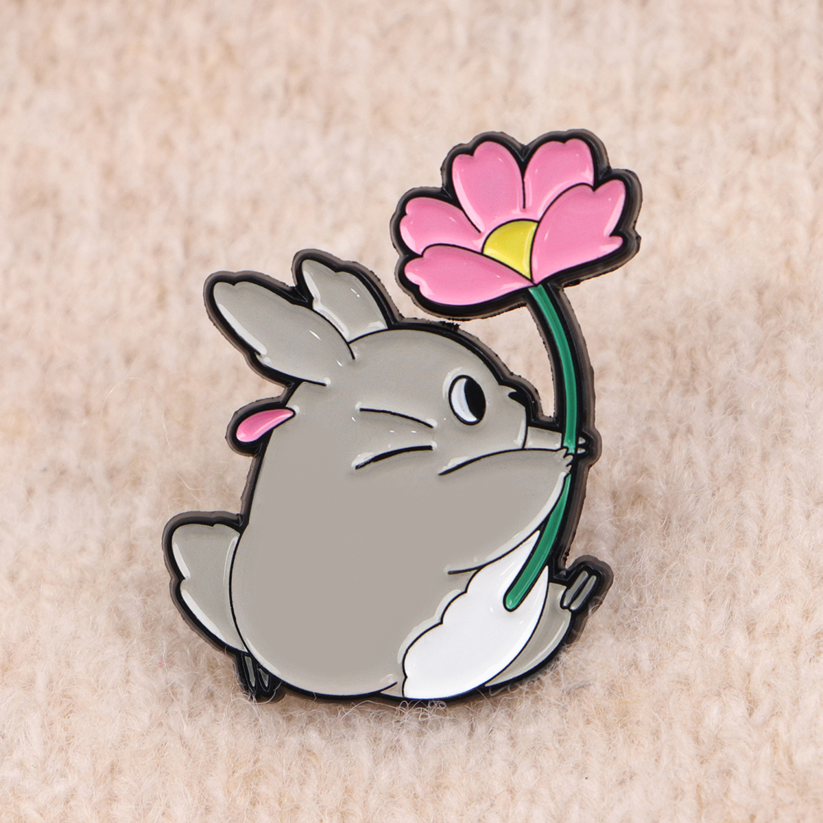 Cute Animal Enamel Pin Anime M - Embroidery Illustration avaliação e preço
