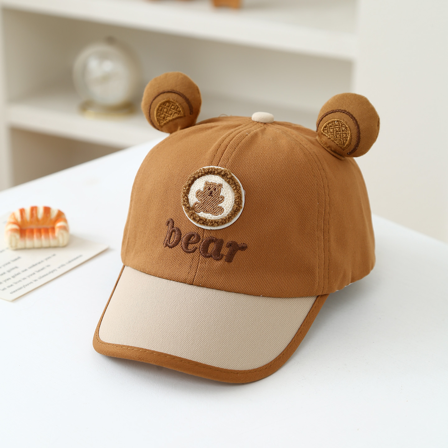 A cute children's baseball cap - Embroidery Hat Machine avaliação e preço